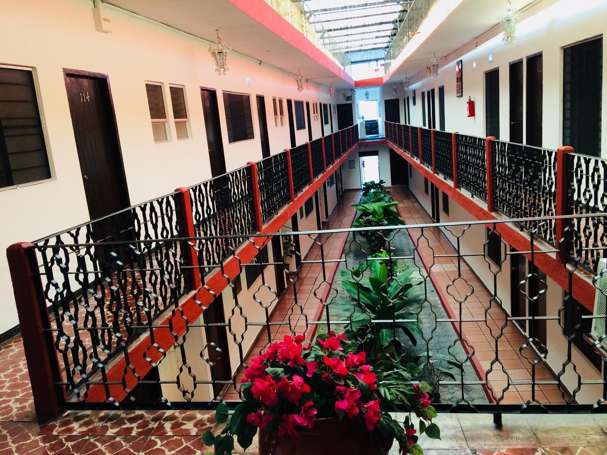 Hotel Maria De Lourdes Tuxtepec Buitenkant foto