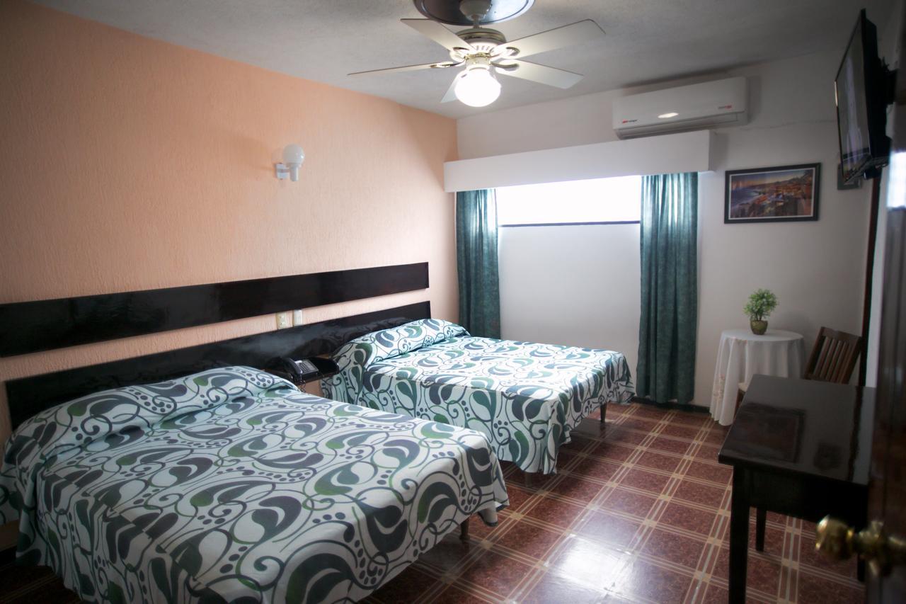 Hotel Maria De Lourdes Tuxtepec Buitenkant foto