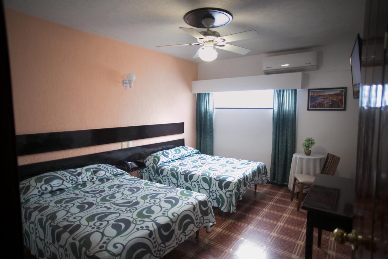 Hotel Maria De Lourdes Tuxtepec Buitenkant foto